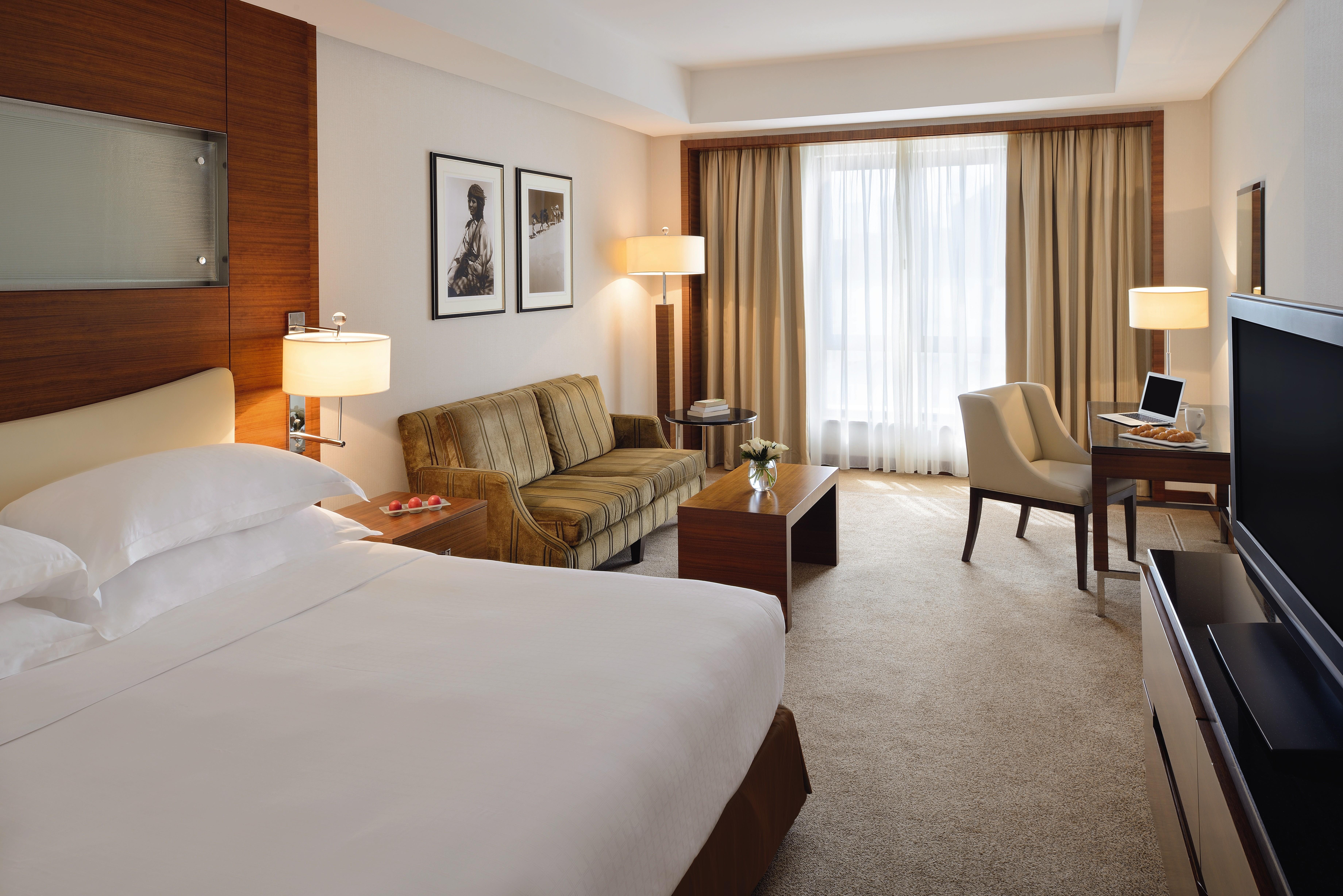 Movenpick Hotel & Apartments Bur Dubai Eksteriør billede