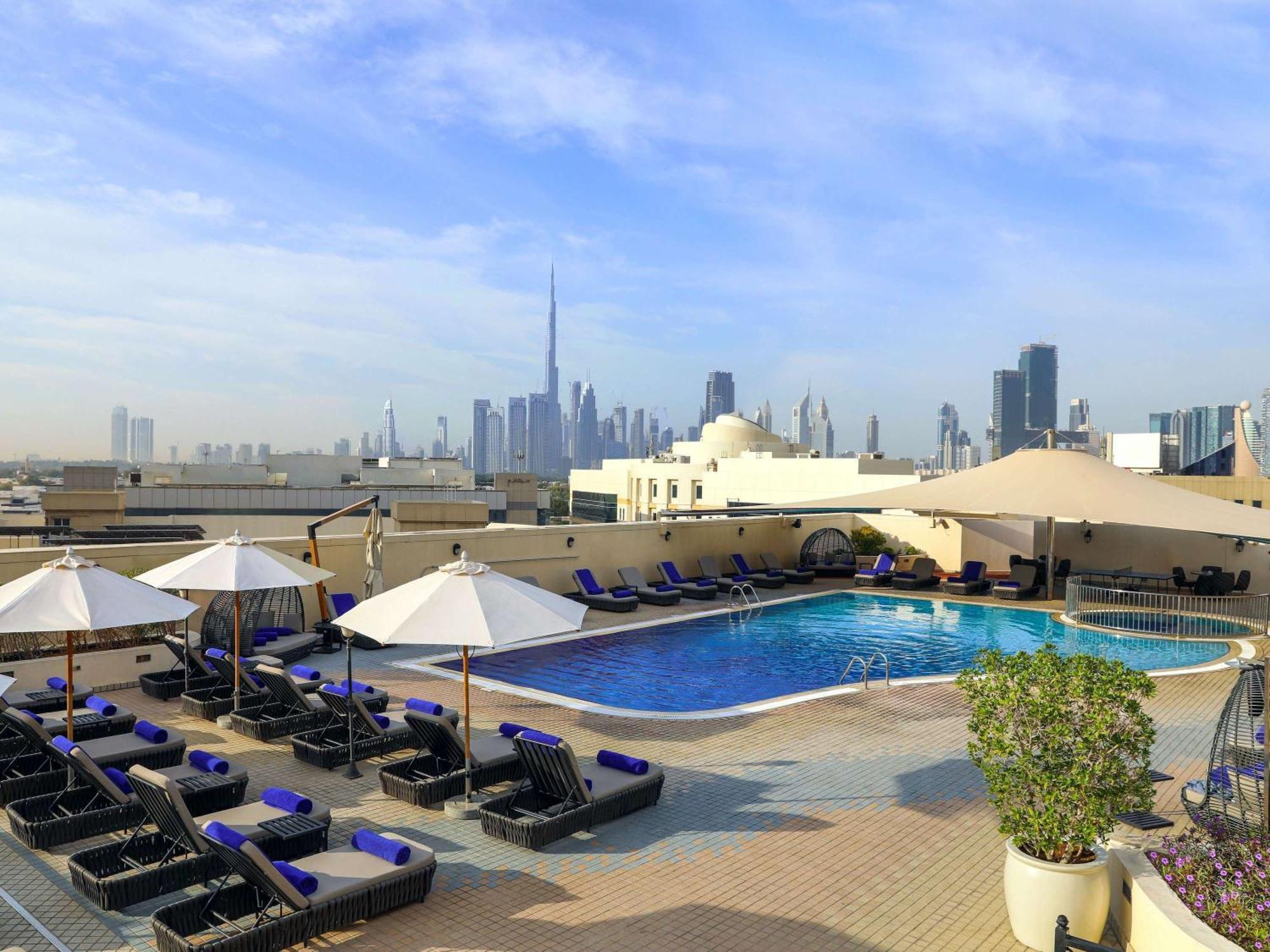 Movenpick Hotel & Apartments Bur Dubai Eksteriør billede